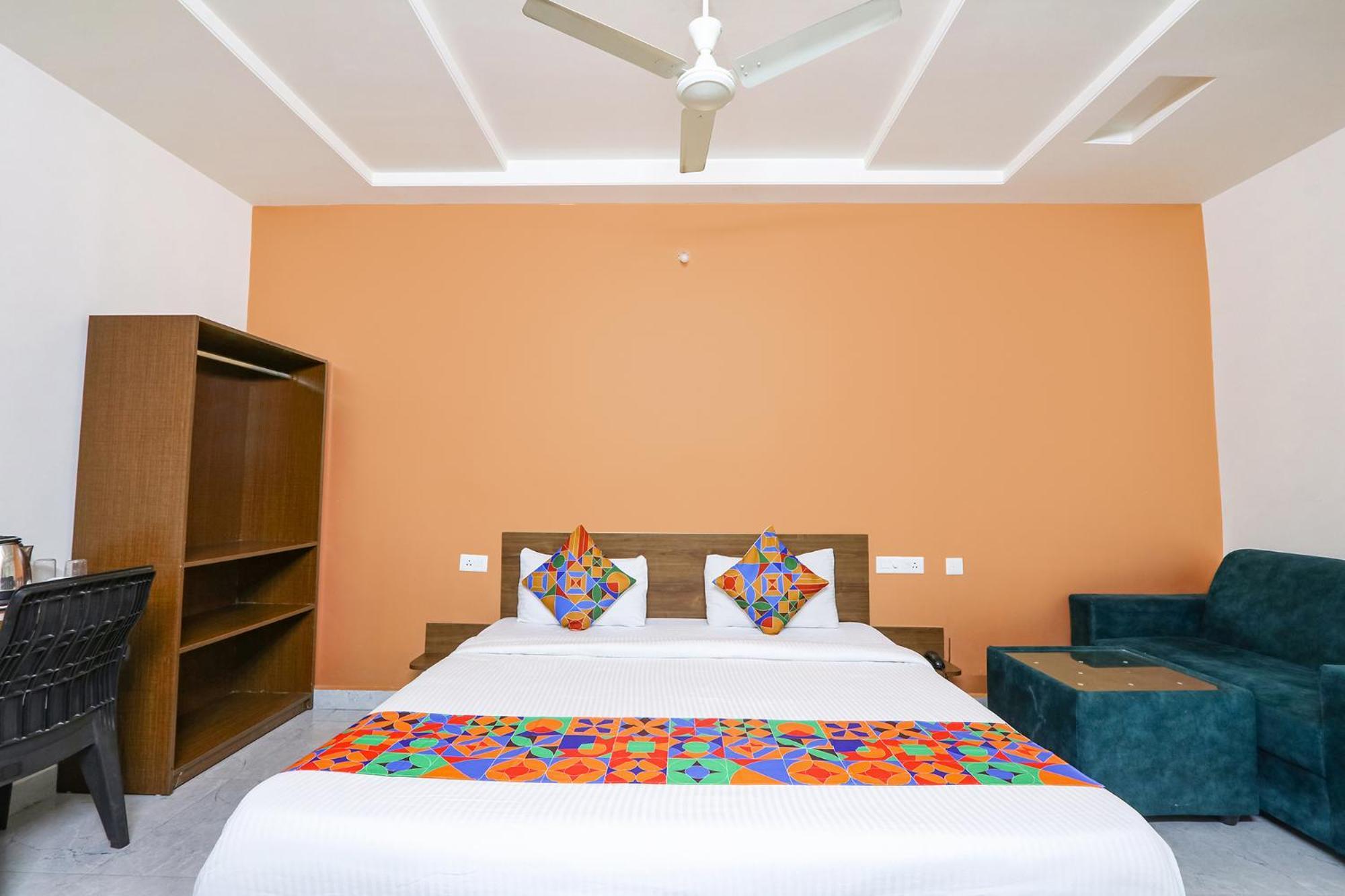 Fabhotel Golden Hitech - Nr Hitech City Haydarabad Dış mekan fotoğraf