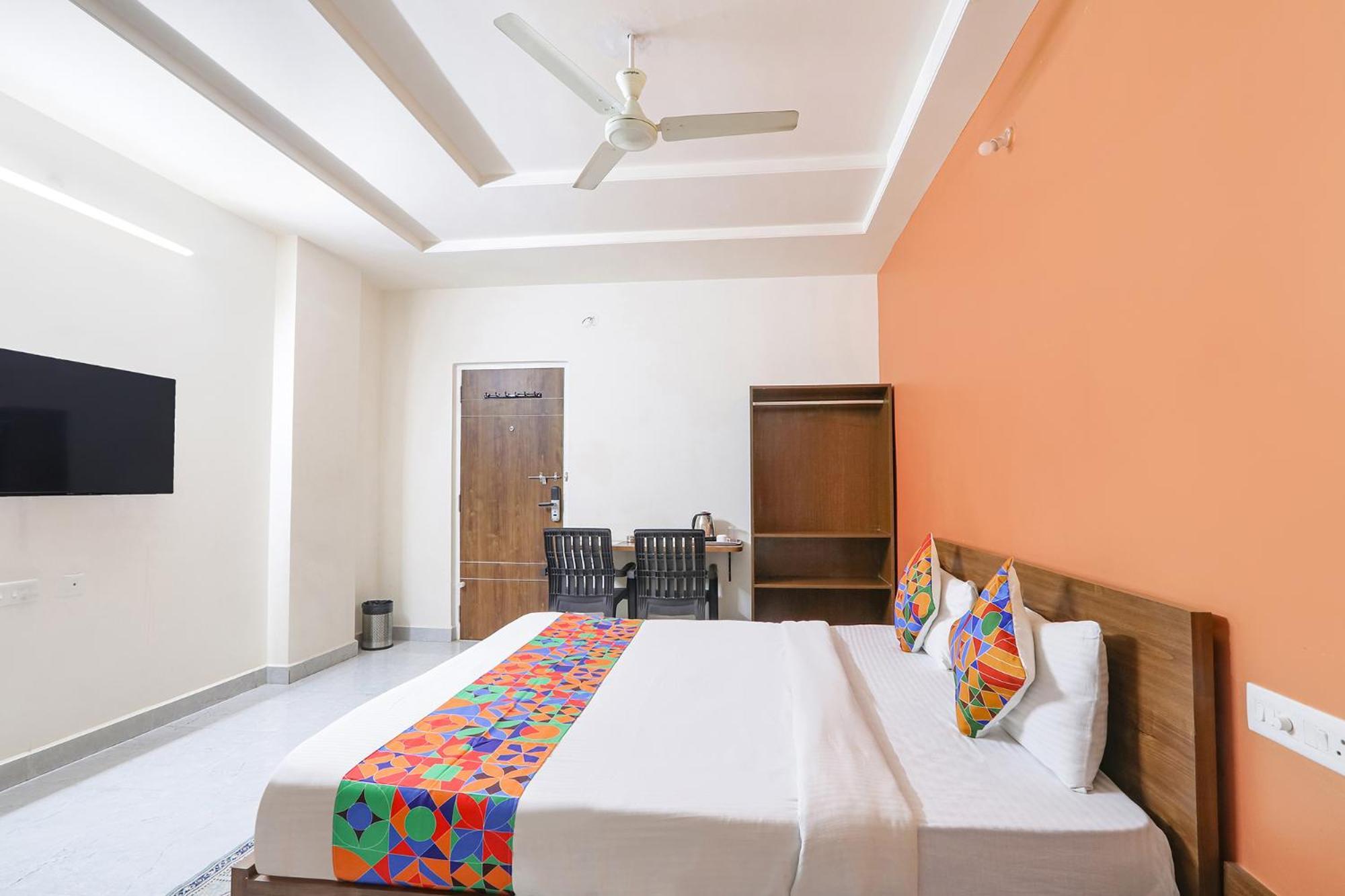 Fabhotel Golden Hitech - Nr Hitech City Haydarabad Dış mekan fotoğraf